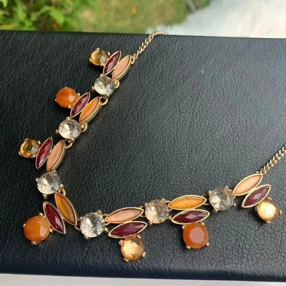 The Limited Multicolored Necklace  - Picture 6 of 8